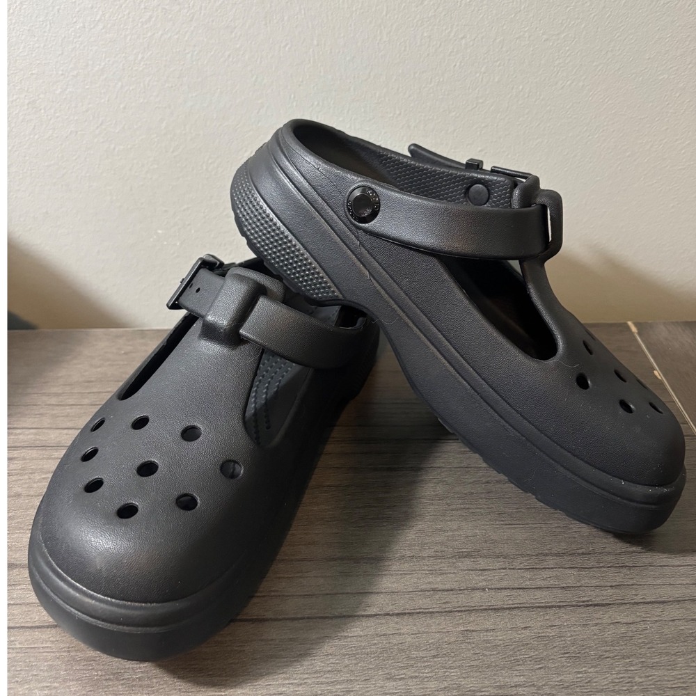 NWOT CROCS Mary Jane Clog Sandals Women's Size 6
